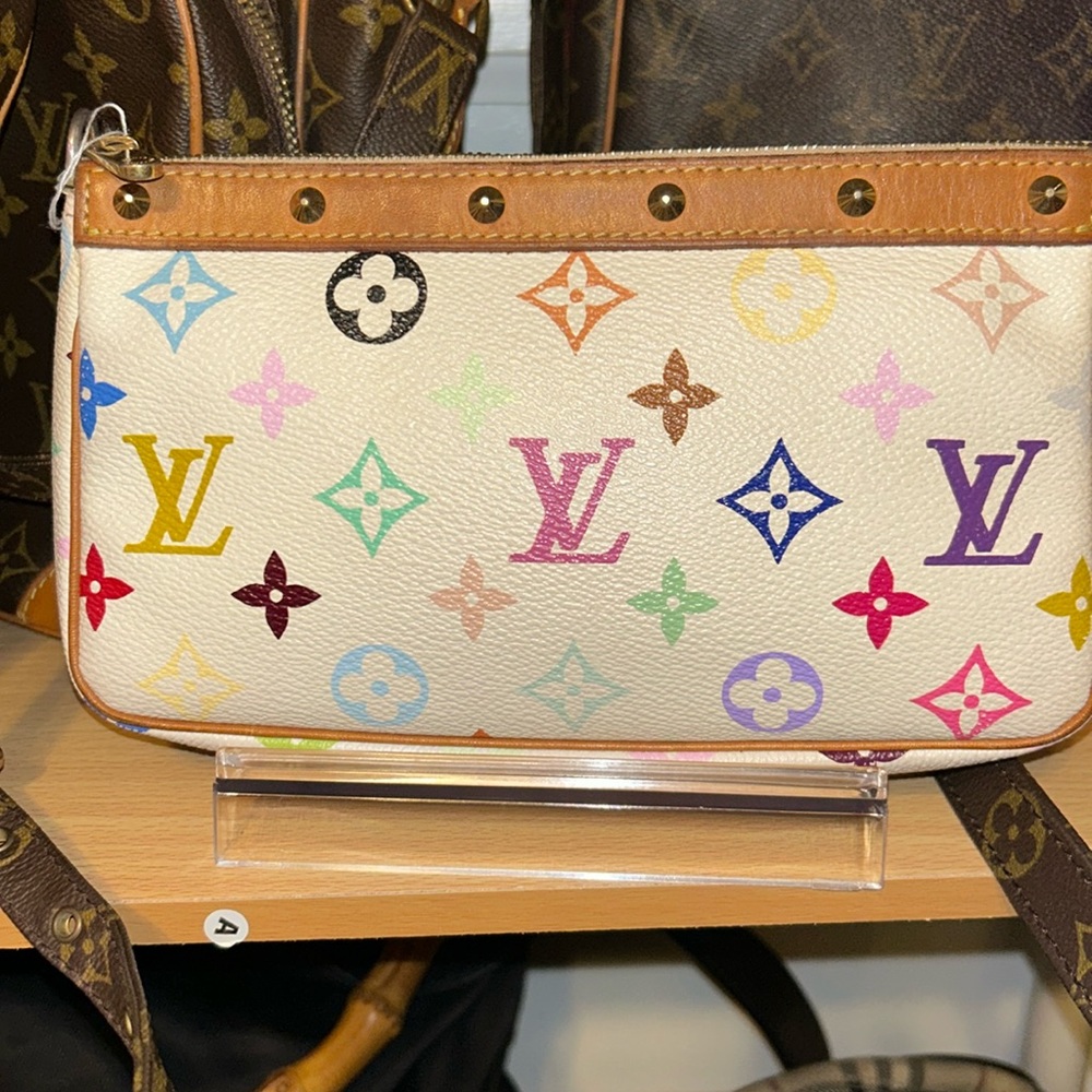 Beautiful Murakami Multi Louis Pouchette